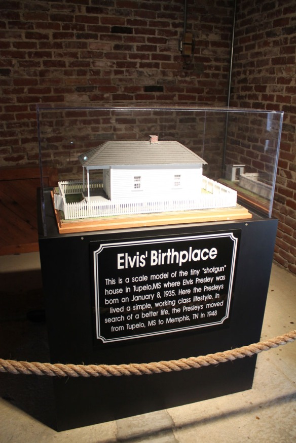 Elvis Birth Place